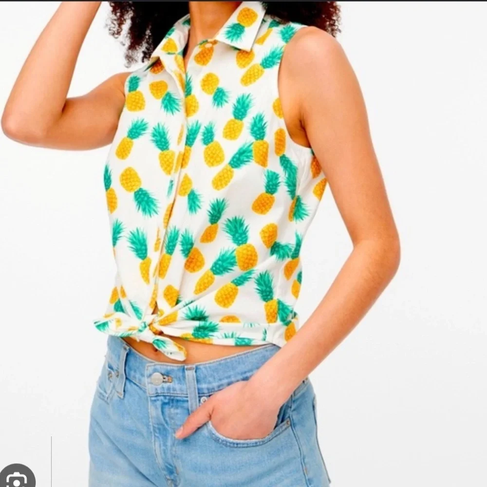 J. Crew Sleeveless pineapple cotton poplin top